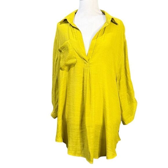 No Frills Chartreuse Green Rayon Blend Vneck Roll Tab Sleeve Top - Picture 1 of 11